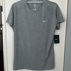 Women Nike Dri Fit Crew Neck Grey Large NWT